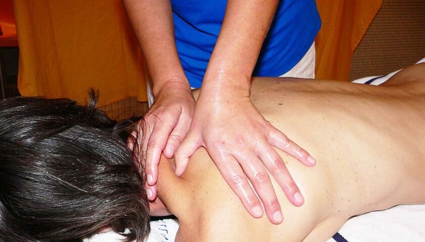 Massage session for osteocondrosis of cervical spine